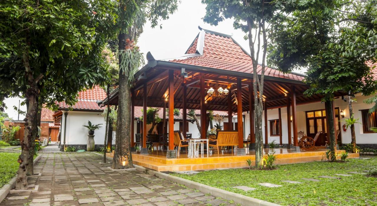 Kutus Kutus Omah Siliran Heritage Yogyakarta Bagian luar foto